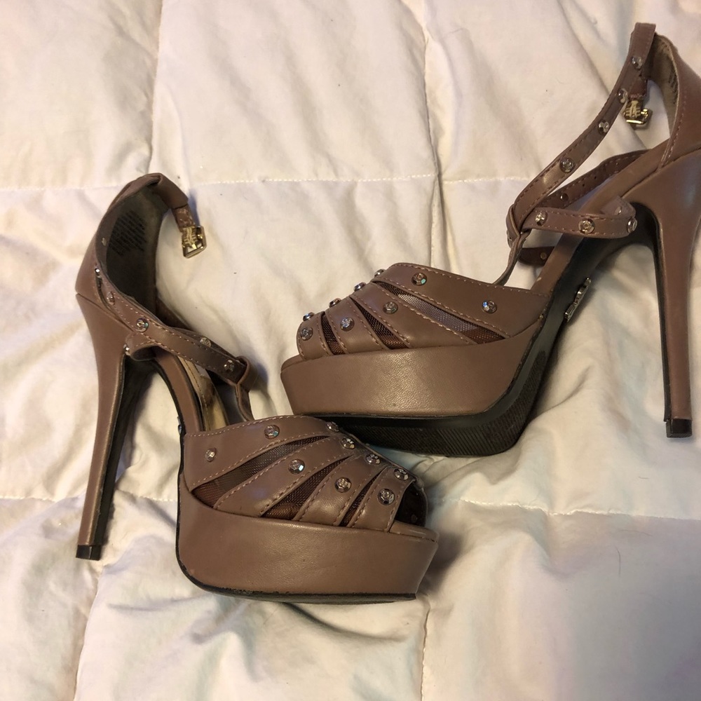 Jennifer Lopez heels. Light purple/maroon/nude